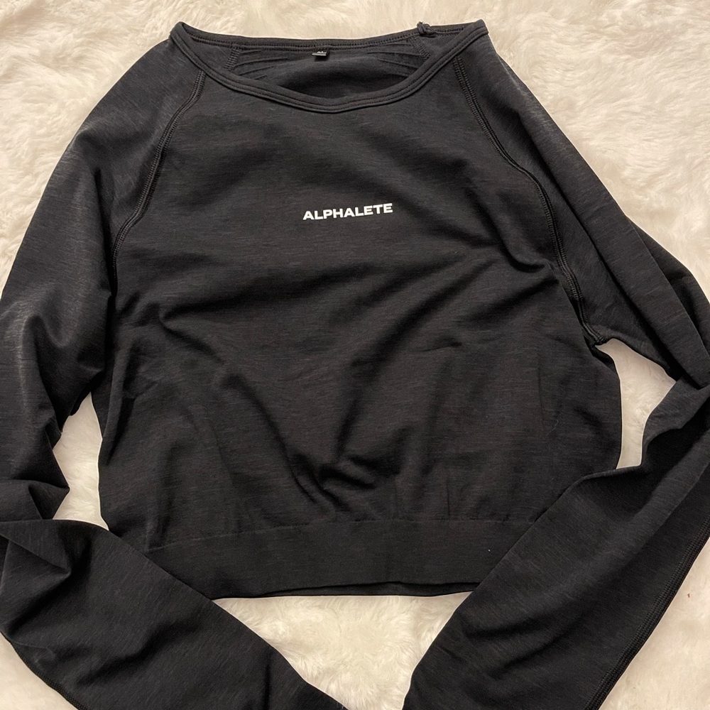 alphalete amplify long sleeve black